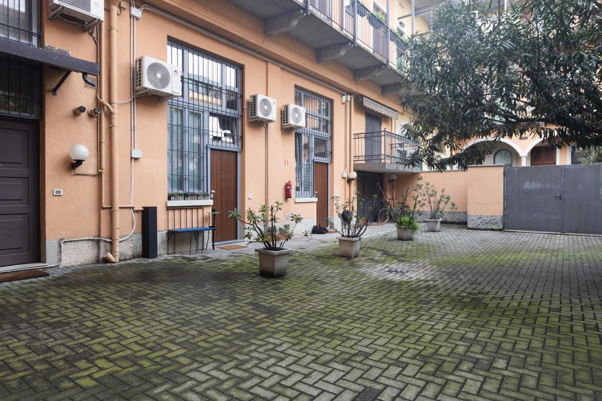 Moderno E Confortevole Loft Tra Navigli E Bocconi Milánó Kültér fotó